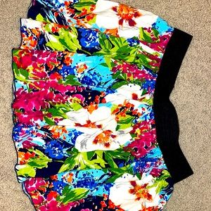 New: American Eagle Floral Skirt